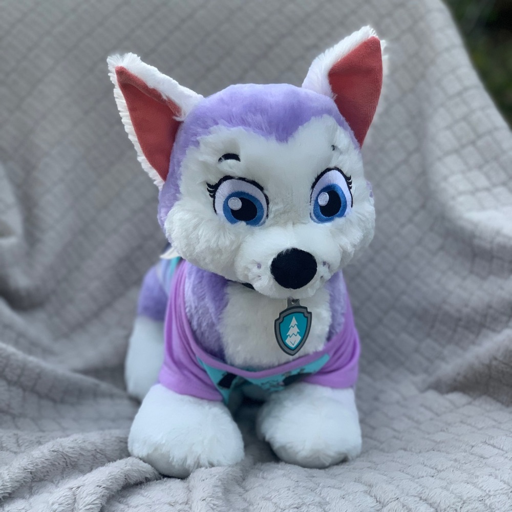 EVEREST THE HUSKY BUILD A BEAR